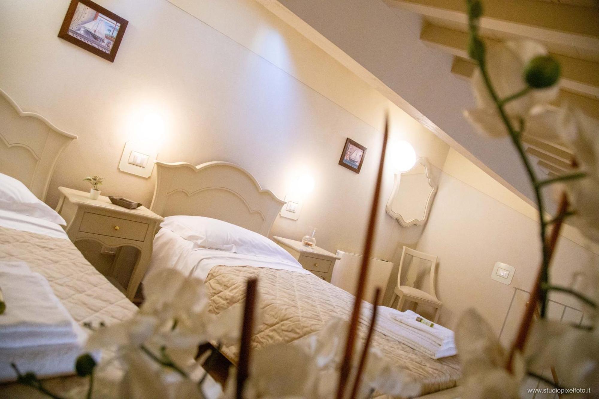 فندق Residenza D'Epoca Relais I Miracoli بيزا المظهر الخارجي الصورة